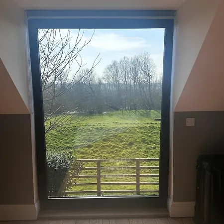 The White House Kelfield Nyaraló Cawood