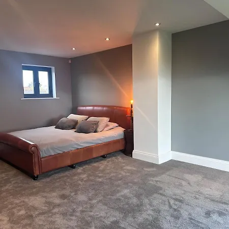 The White House Kelfield Cawood