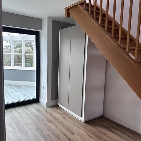 The White House Kelfield Cawood