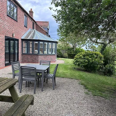 The White House Kelfield