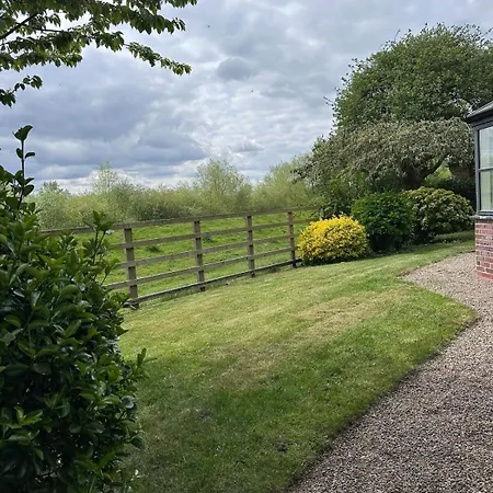 Holiday home The White House Kelfield *